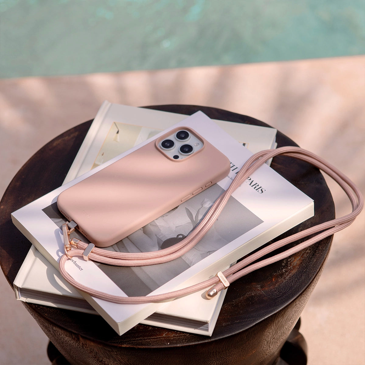 CRÈME (MagClick™) Funda para iPhone 16 Pro